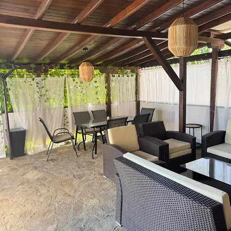 Kombani 3 Apartament *