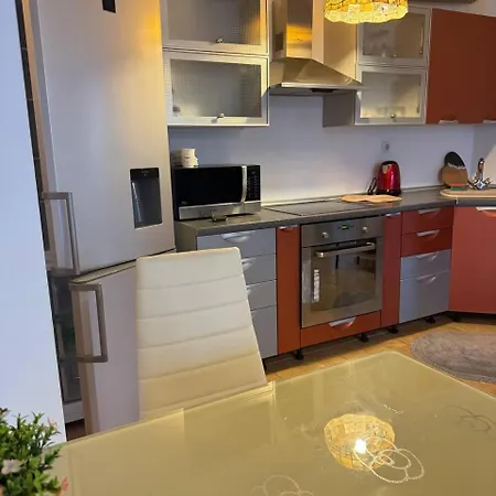 Kombani 3 Apartament