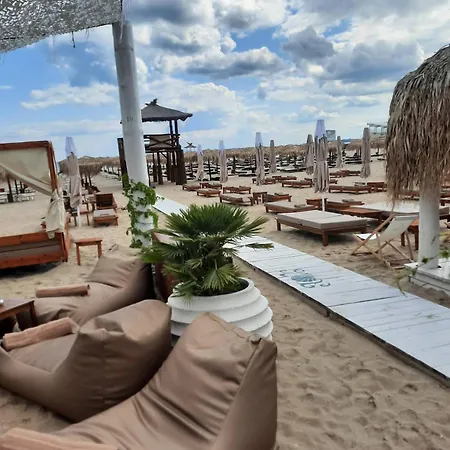 Apartament Kombani 3