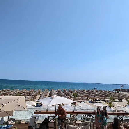 Kombani 3 Apartman
