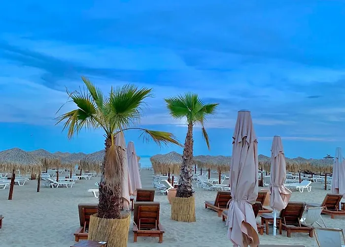 Apartment Kombani 3 *