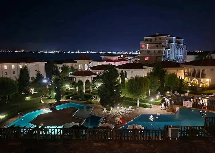 Apartment Kombani 3 *