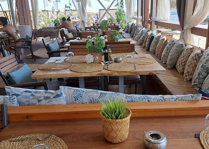 Kombani 3 Apartment *